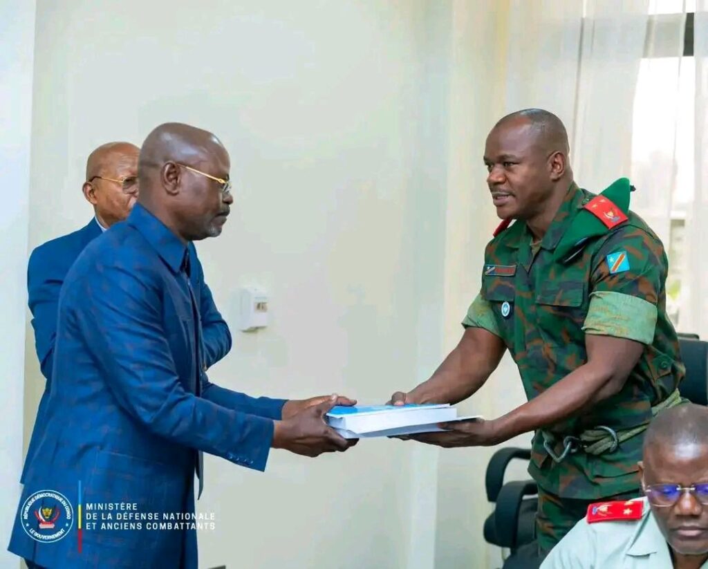 RDC/Sécurité : des nouvelles directives Stratégiques remises aux FARDC 3 17407306085169081236124897878600