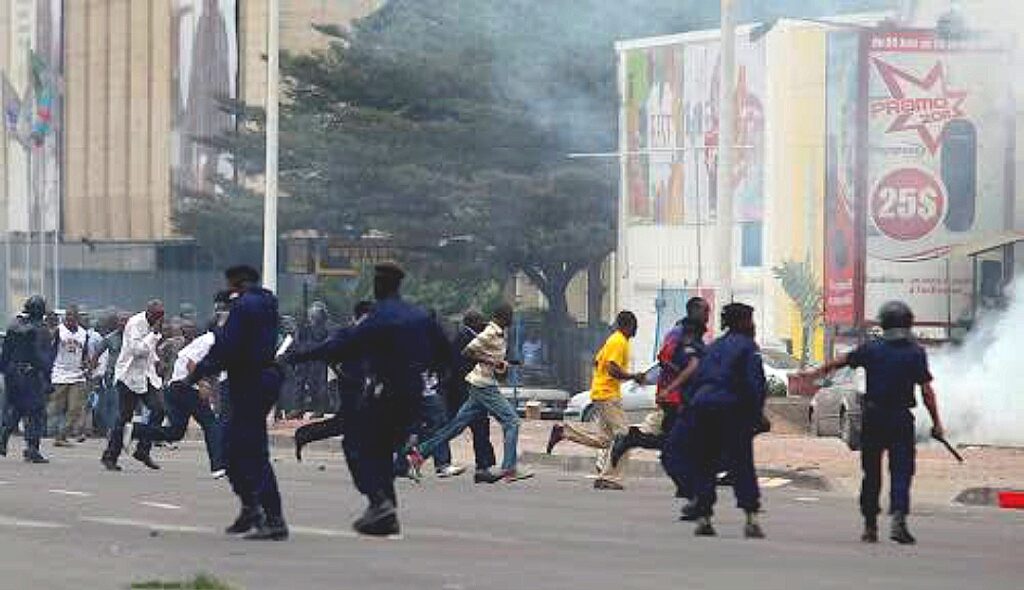 RDC : des étudiants tués par balles lors d'affrontements avec la police ce 24 février à Kinshasa ? 1 Compress_20250224_171225_5000