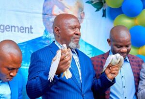 Nord-Kivu : L’Inspecteur Sosthène Shabishimbo honoré par 52 organisations de la société civile pour son engagement en faveur de l’éducation et de la paix 13 image editor output image1209581300 17533346483158135170362250712366