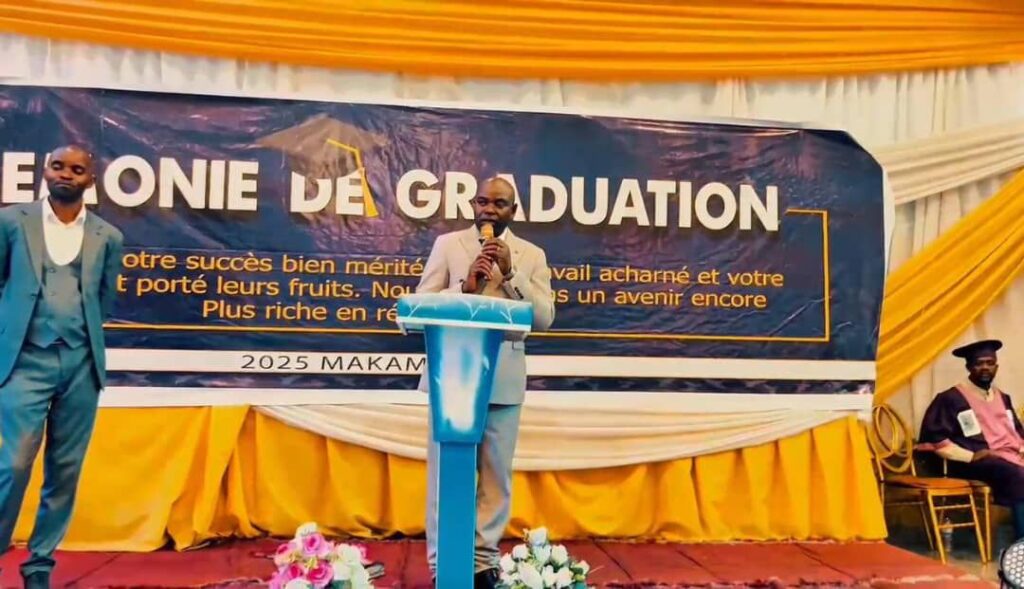 Walikale-Masisi : plus de 25 jeunes défendent leurs mémoires de licence grâce au notable Kubuya Muhima Aimé 7 img 20250908 wa0129869528229576627636