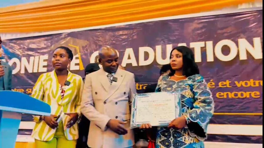 Walikale-Masisi : plus de 25 jeunes défendent leurs mémoires de licence grâce au notable Kubuya Muhima Aimé 11 img 20250908 wa01479204579966155064686