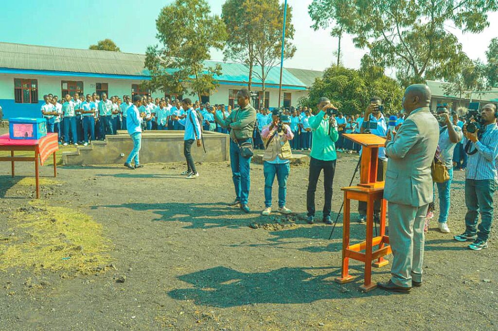 img 20251125 1746025595456916896197994